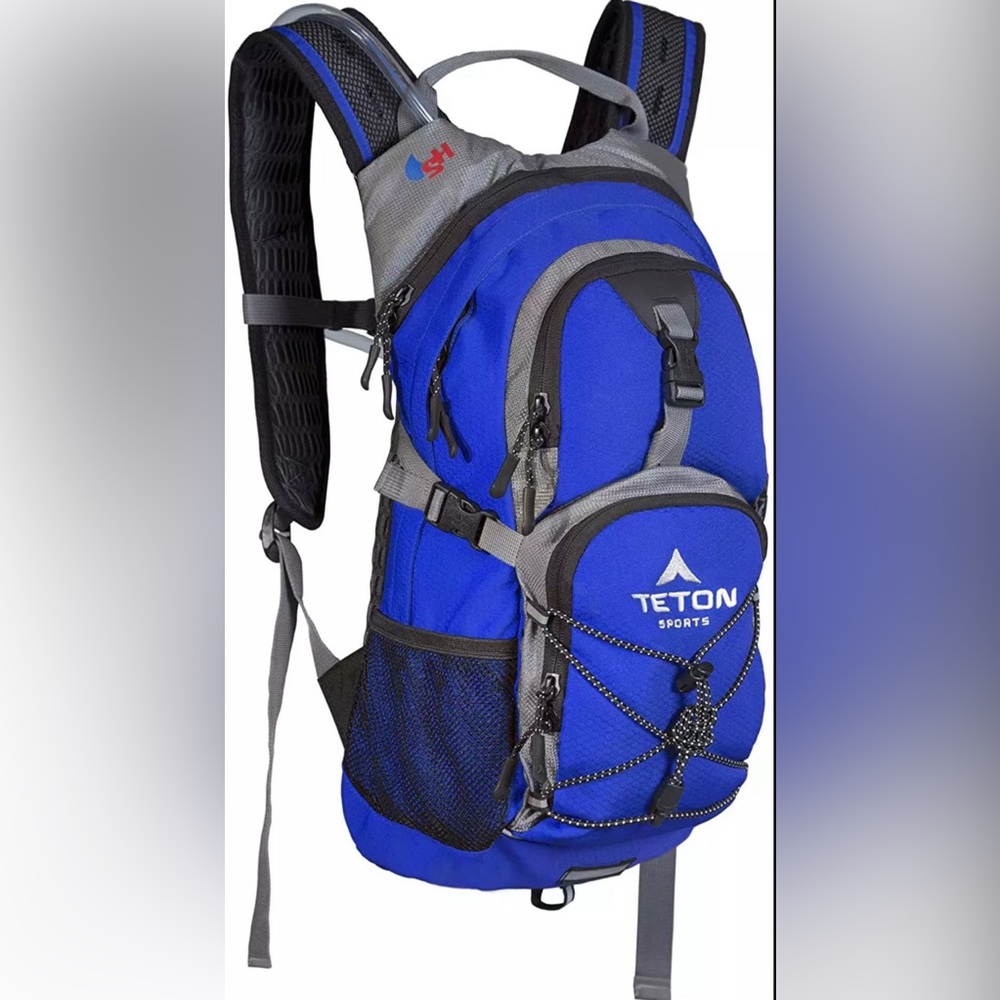 TETON Sports Oasis 1100 Hydration Pack;Free 2-Liter Hydration Bladder;For Hiking